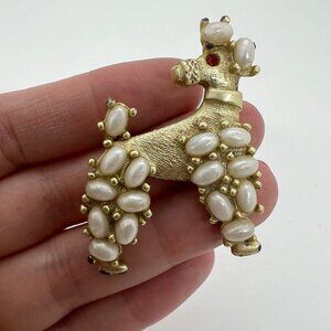 Vintage 1950s 60s Golden Poodle Brooxh Faux Pearl Costume Estate Pin